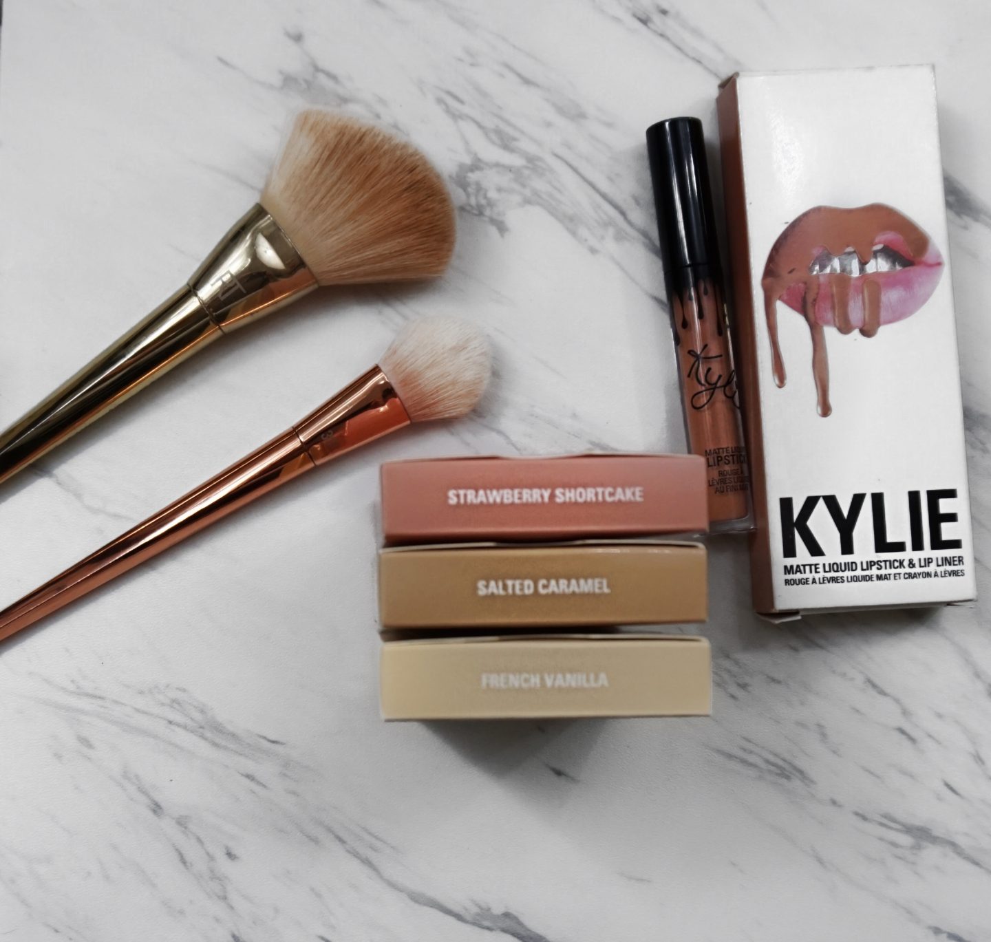 Kylie Kylighter Review & Giveaway